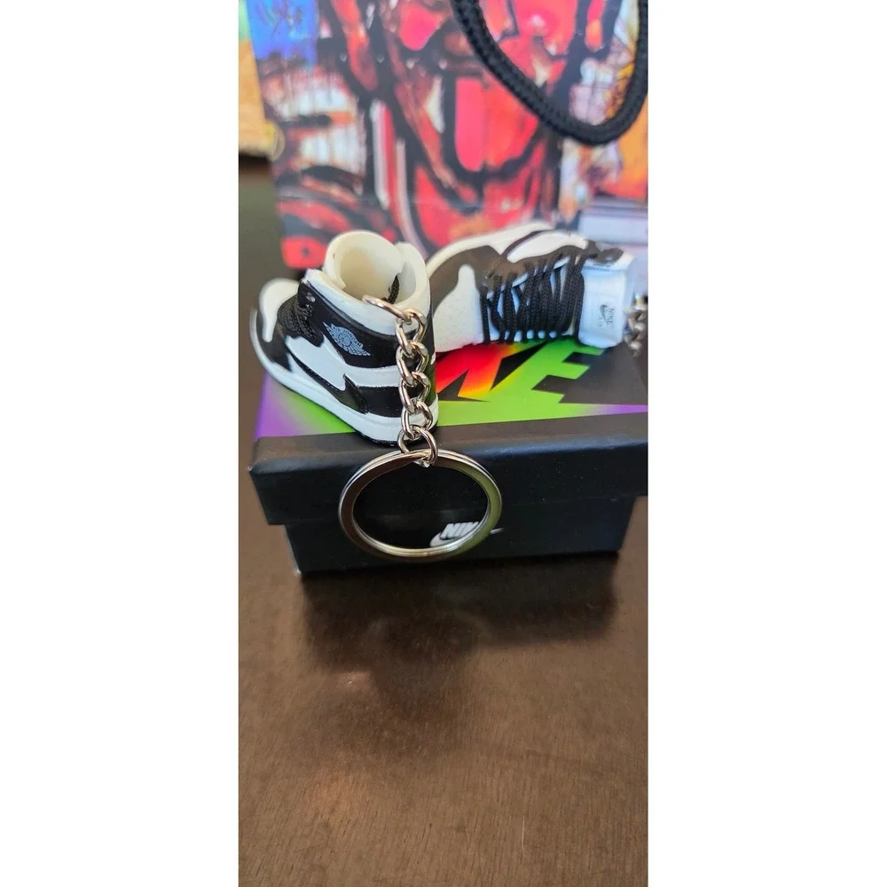 Nike Air Jordan 1 Sneaker Keychains set. 2 Sneakers